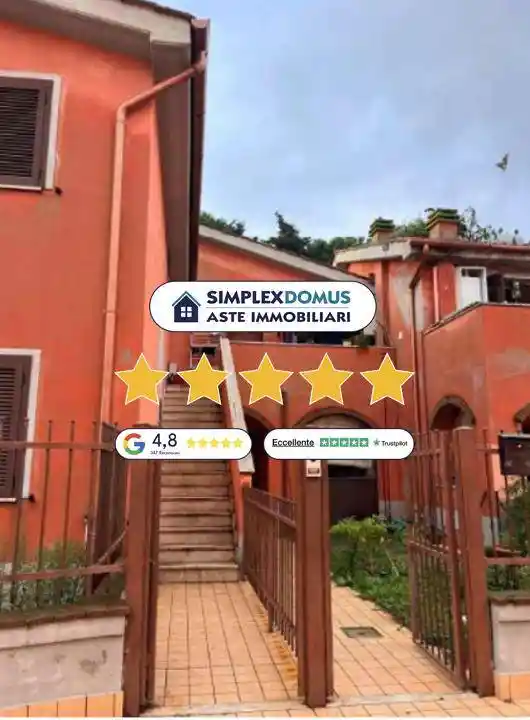 Appartamento in vendita a Scansano
