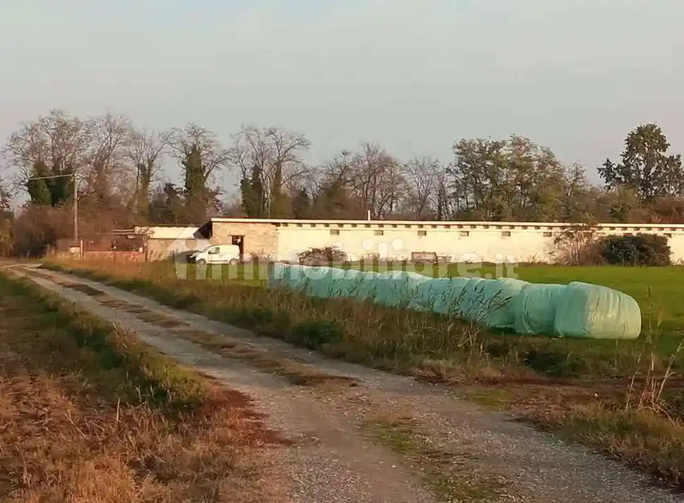 Rustico - Casale in vendita a Ripalta Guerina