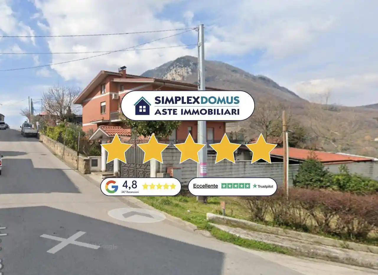 Appartamento in vendita a Contrada
