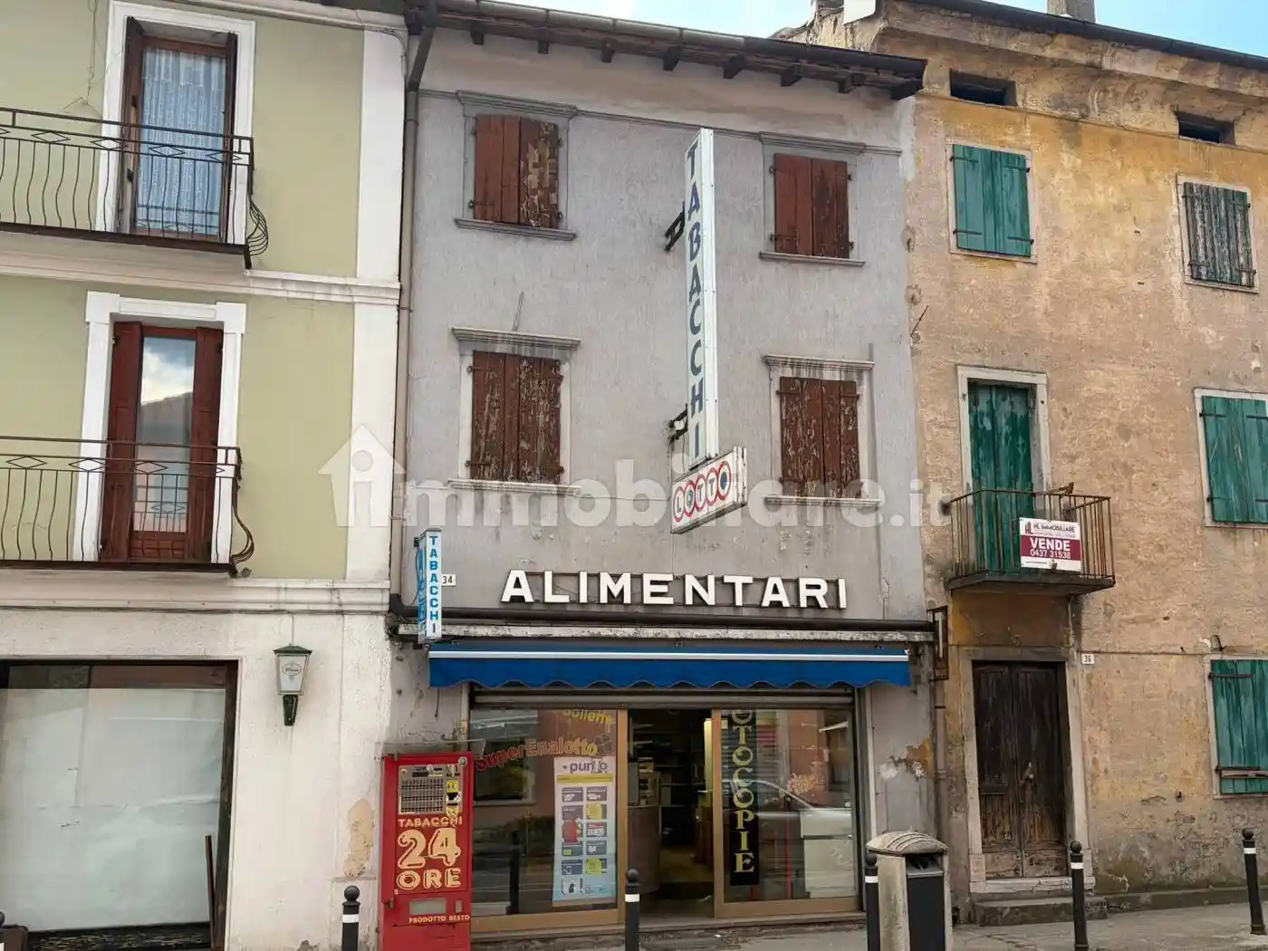 Palazzo - Edificio in vendita a Ponte nelle Alpi