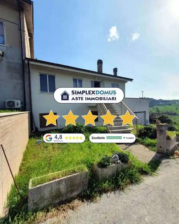Villa in vendita a Terre Roveresche