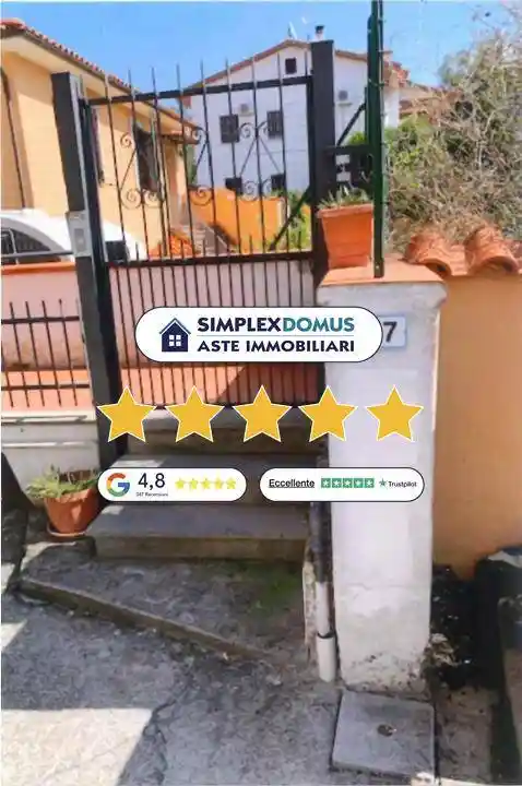 Appartamento in vendita a Canino