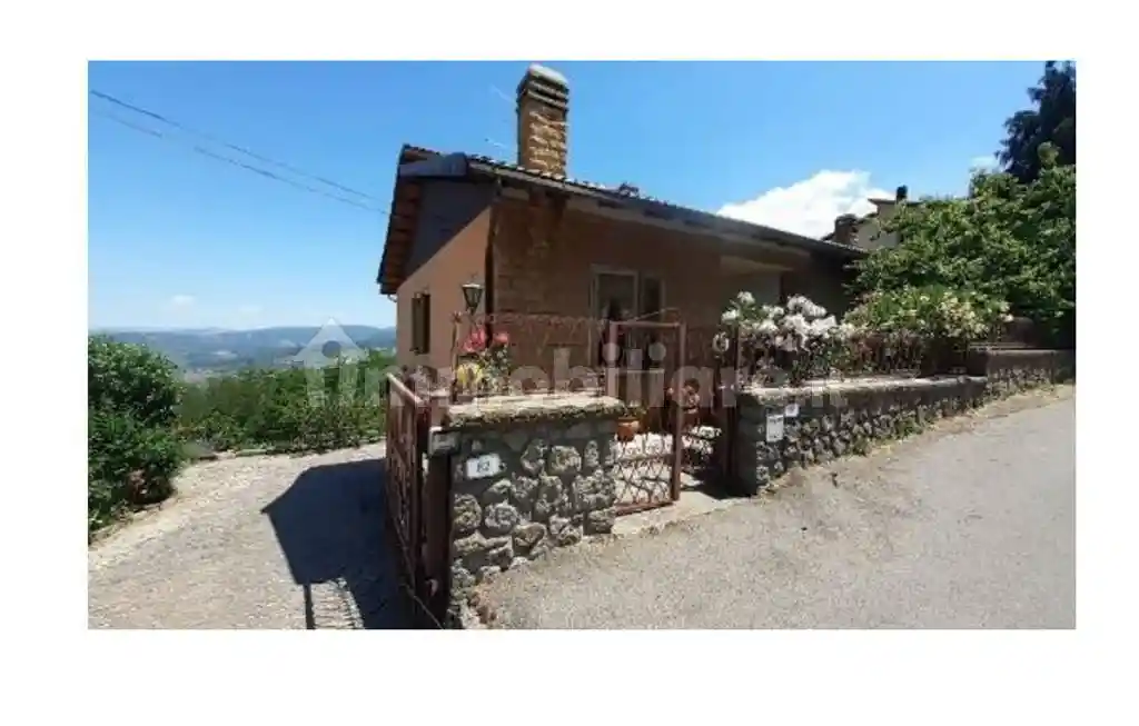 Villa in vendita a Arcidosso