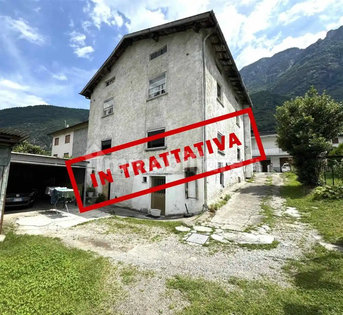 Appartamento in vendita a Prata Camportaccio