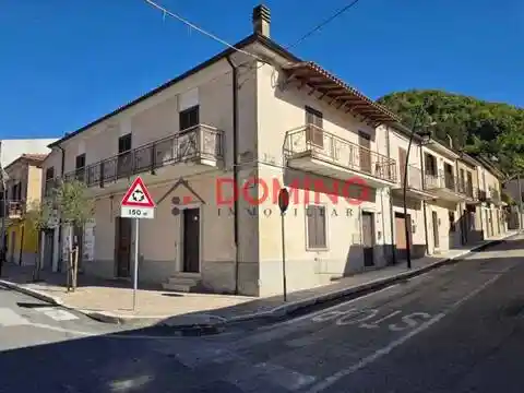 Appartamento in vendita a Capistrello