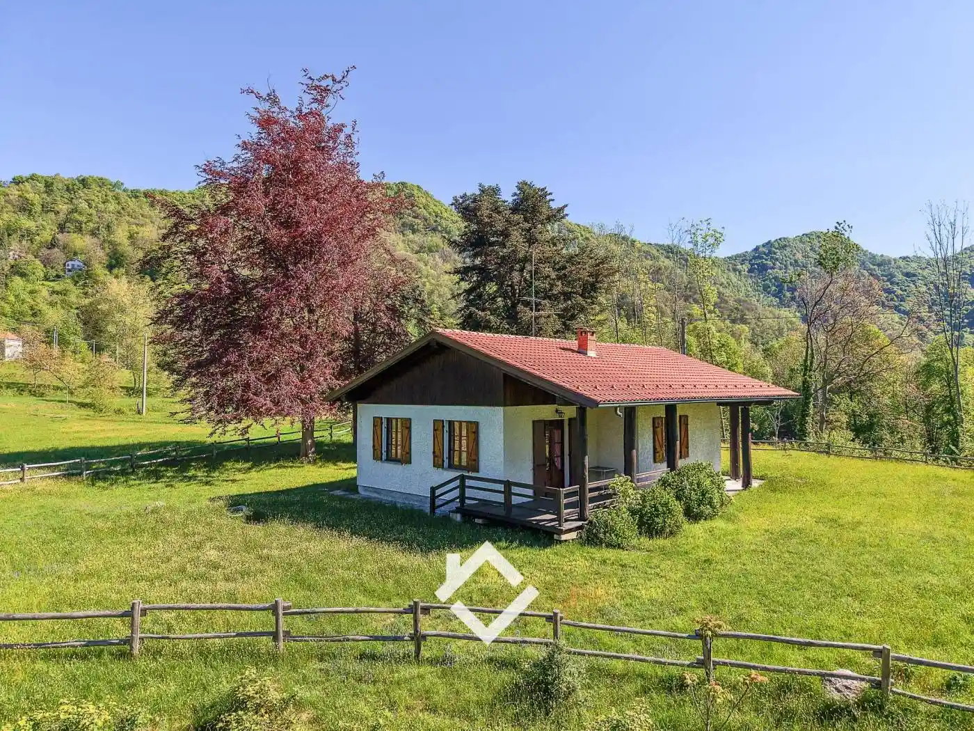 Villa in vendita a Laveno-Mombello