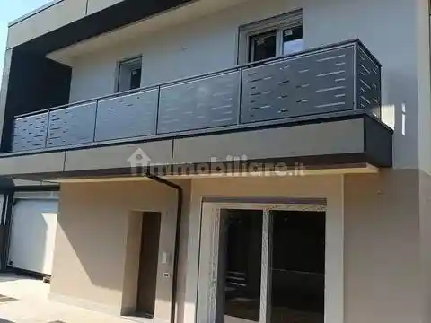 Villa in vendita a Azzano San Paolo