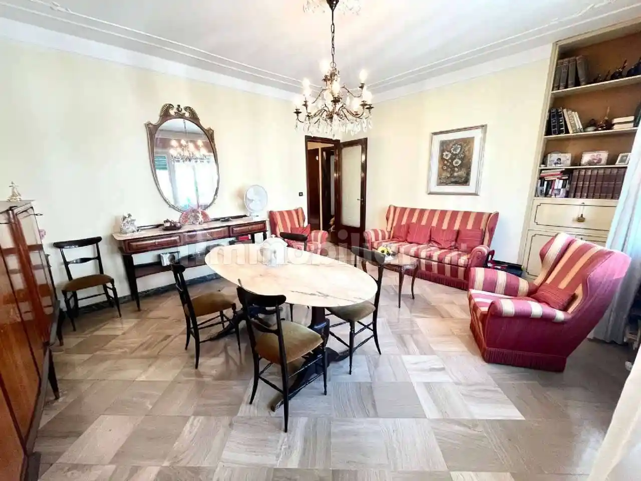 Appartamento in vendita a Vercelli
