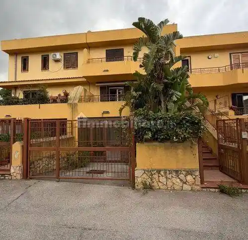 Villetta a schiera in vendita a Casteldaccia