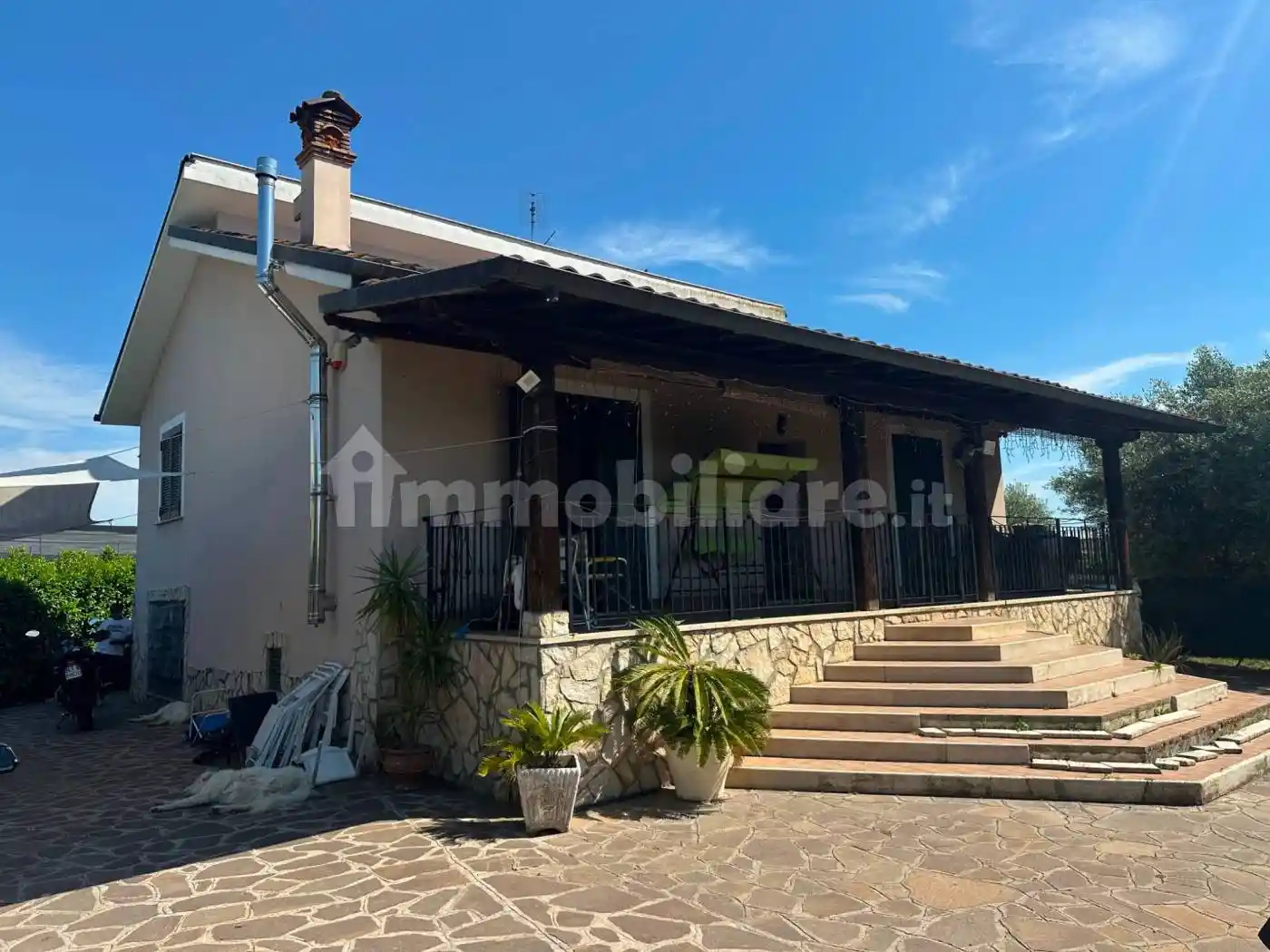 Villa in vendita a Cisterna di Latina