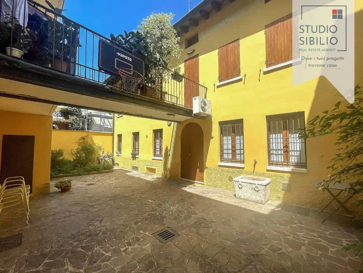 Casa indipendente in affitto a Mantova