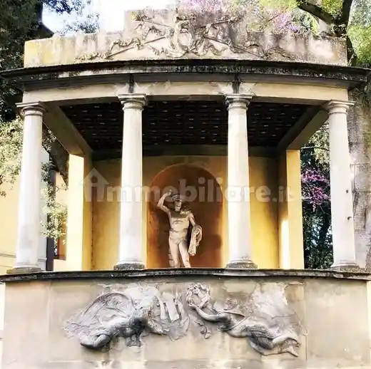 Appartamento in vendita a Firenze