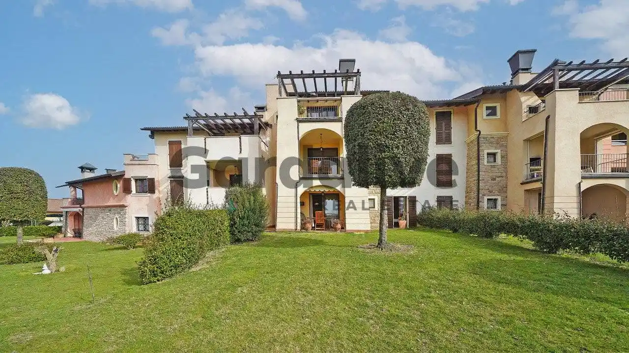 Appartamento in vendita a Peschiera del Garda