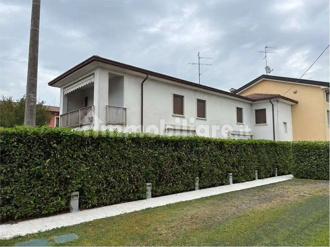 Casa indipendente in vendita a Vigasio