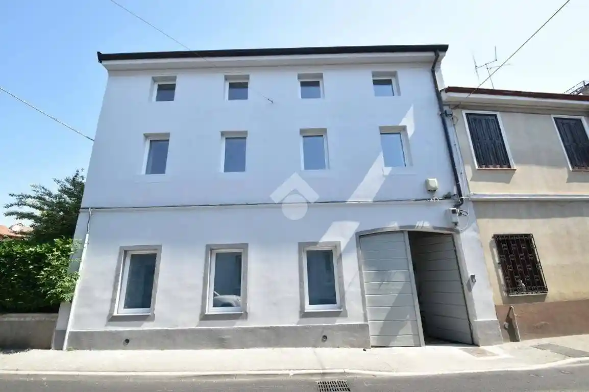 Appartamento in vendita a Gorizia