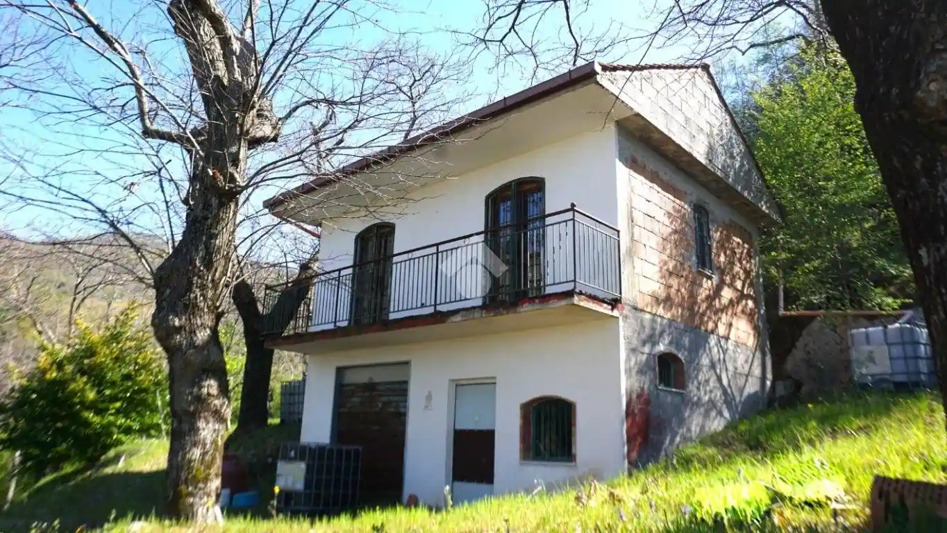 Rustico - Casale in vendita a Montecorvino Rovella