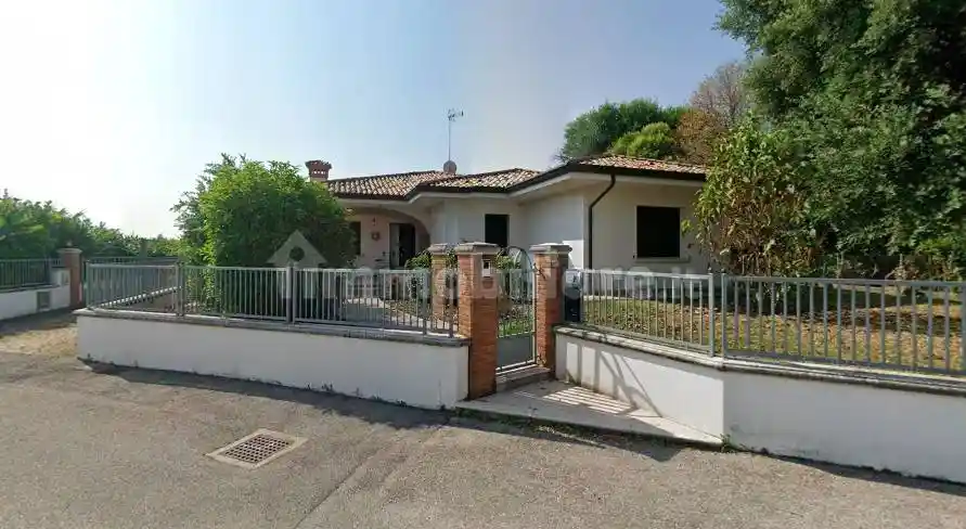 Villa in vendita a Cordenons