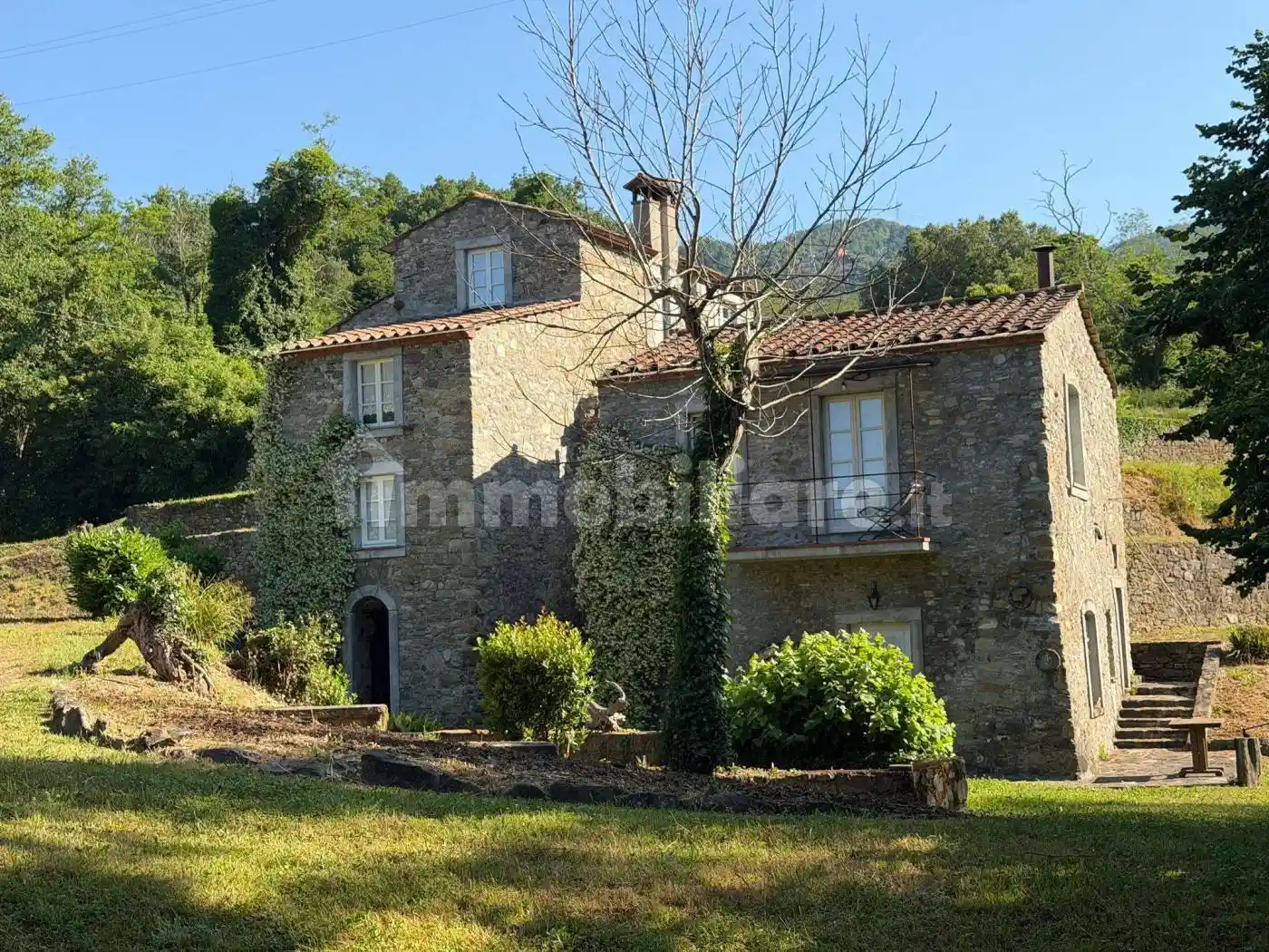 Rustico - Casale in vendita a Castelnuovo Magra
