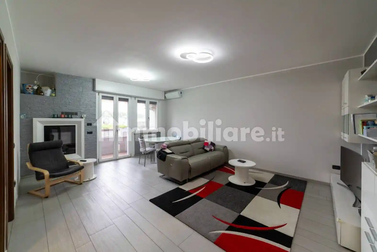 Appartamento in vendita a Bareggio