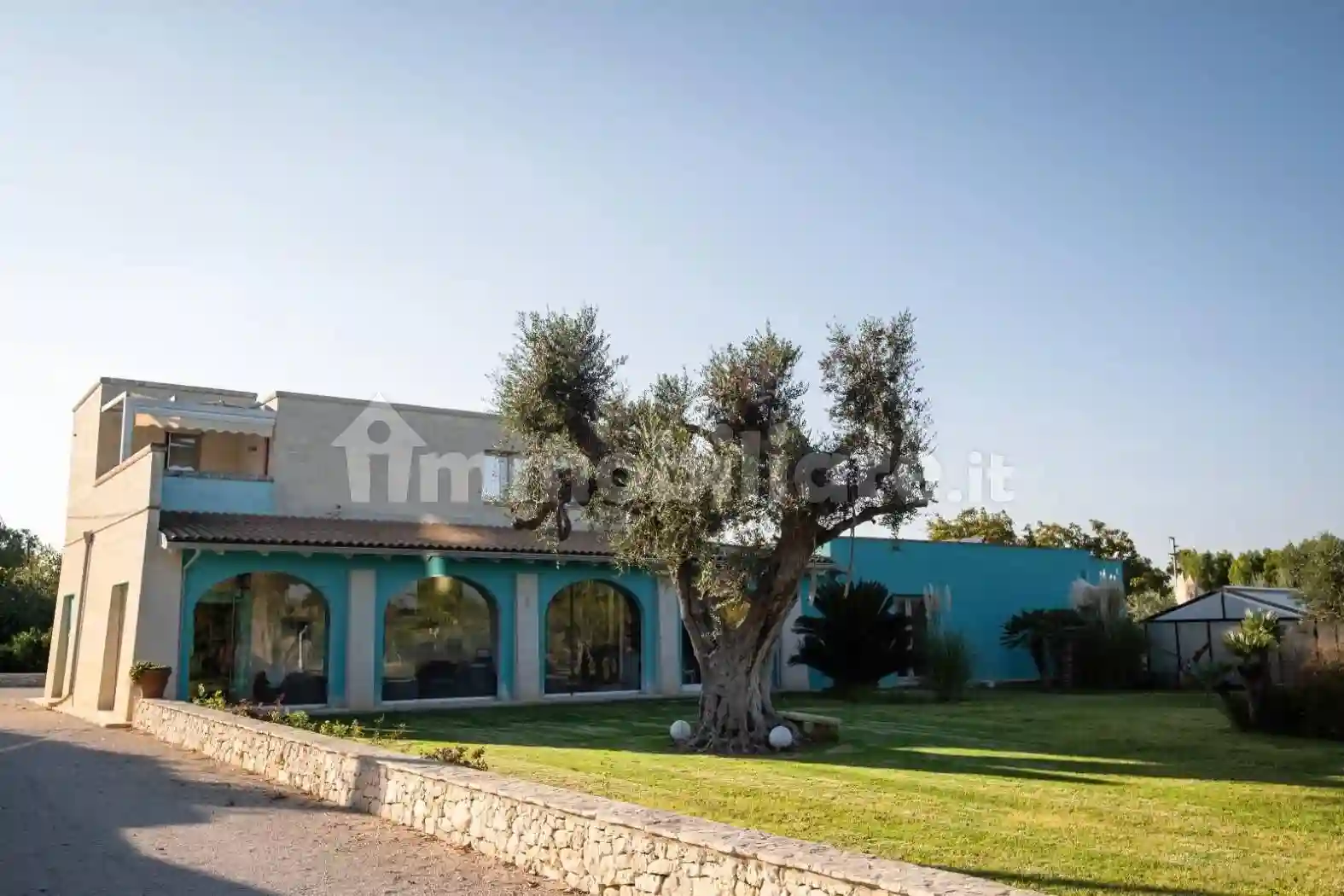 Villa - foto 2