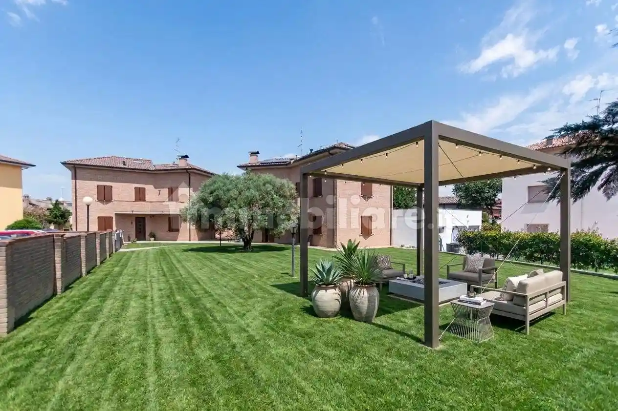 Villa in vendita a Ferrara