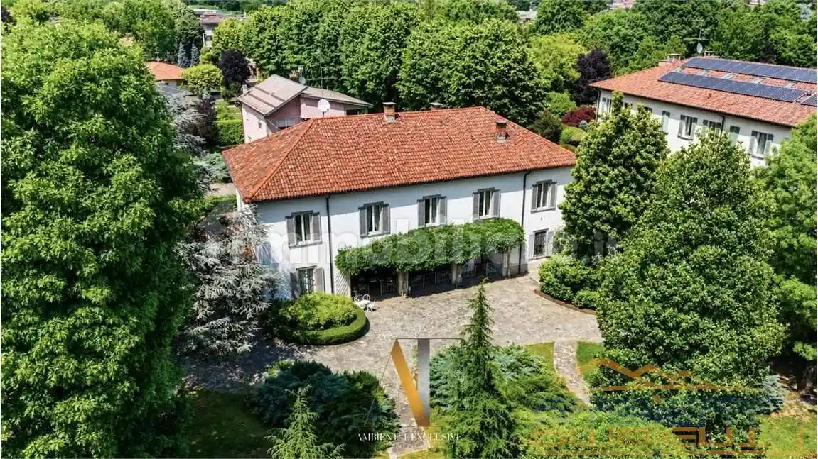 Villa in vendita a Cassano d'Adda
