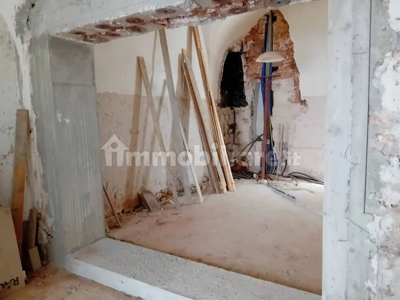 Casa indipendente in vendita a Castellana Grotte
