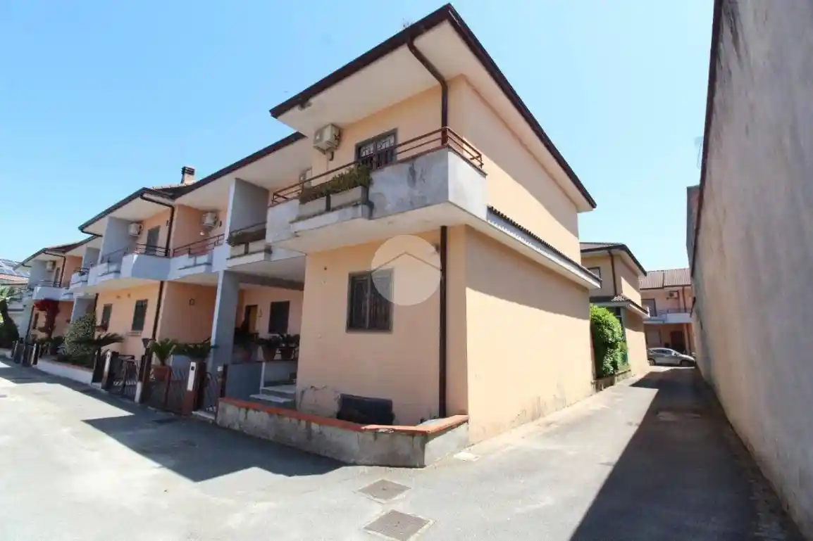 Villetta a schiera in vendita a Santa Maria Capua Vetere