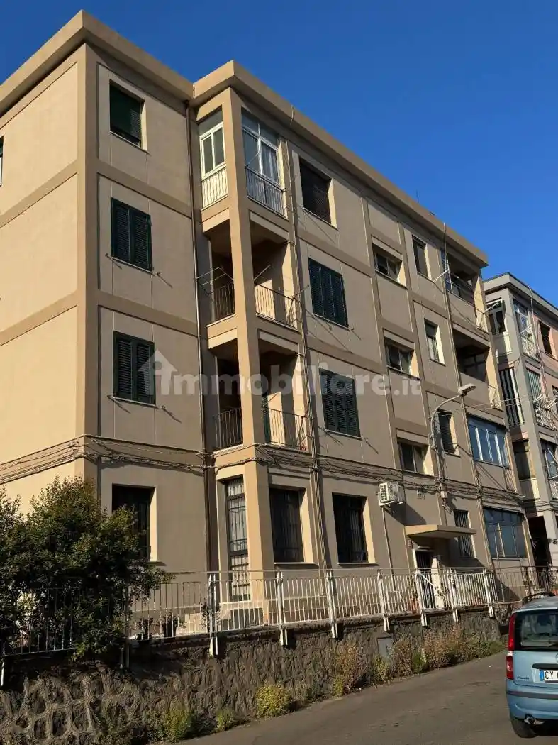 Appartamento in vendita a Acireale