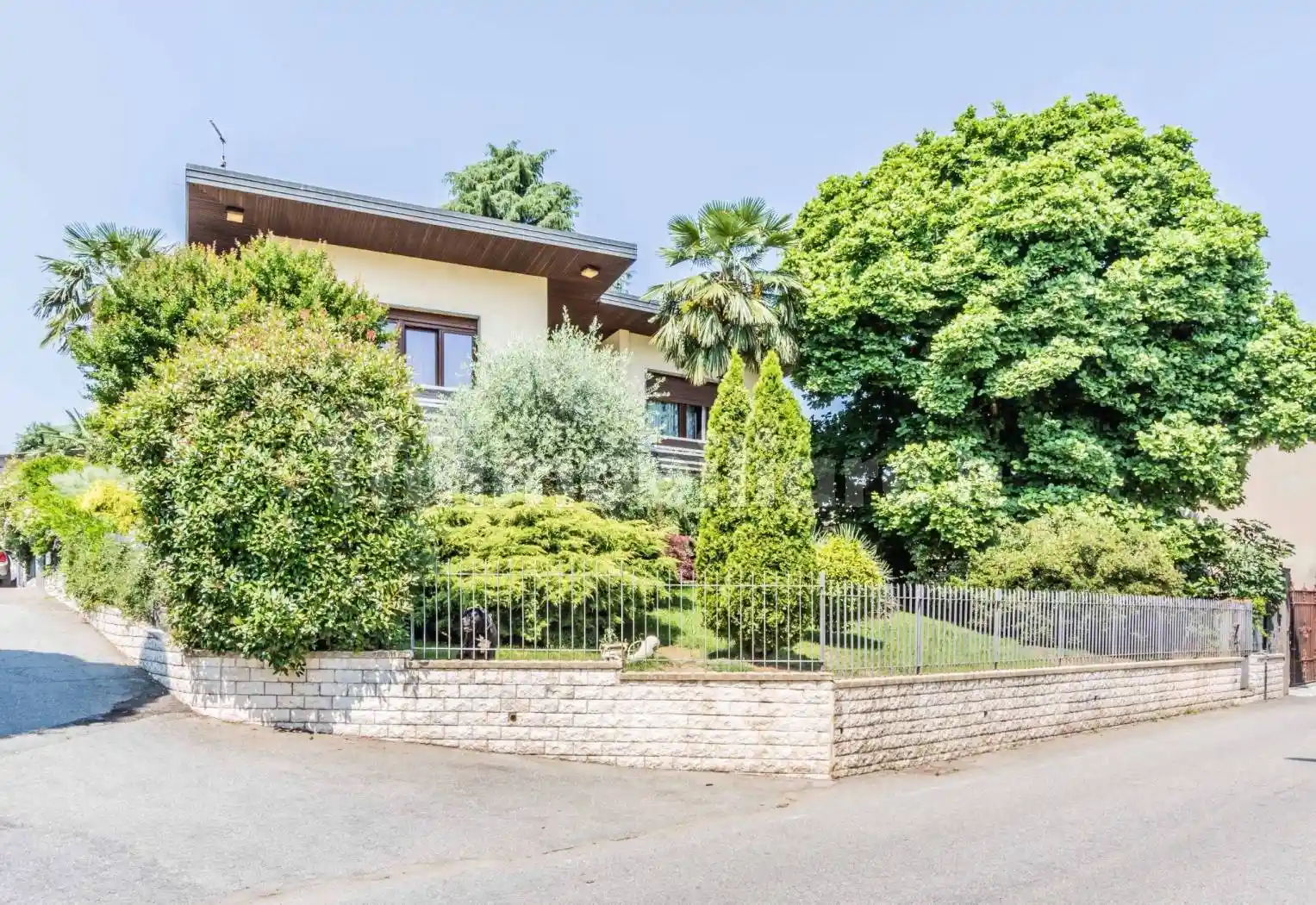Villa in vendita a Arsago Seprio