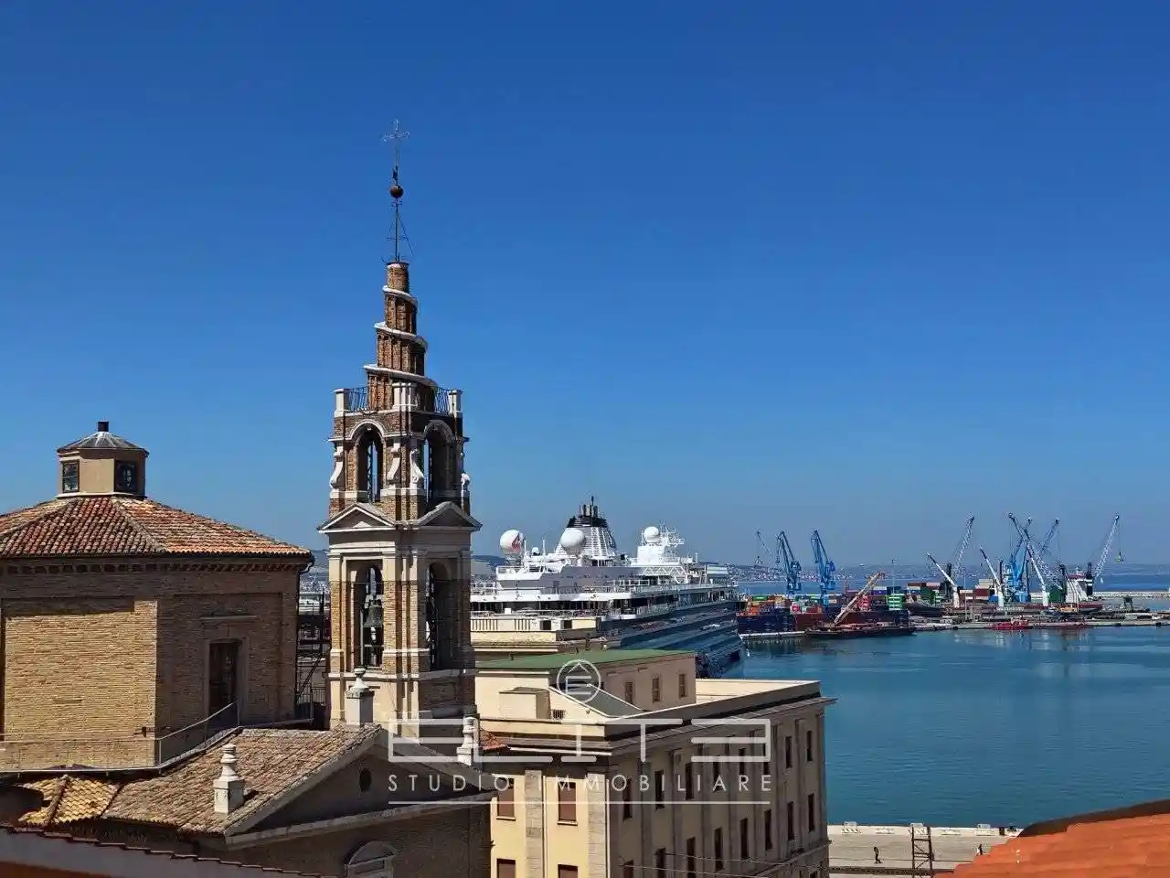 Appartamento in affitto a Ancona