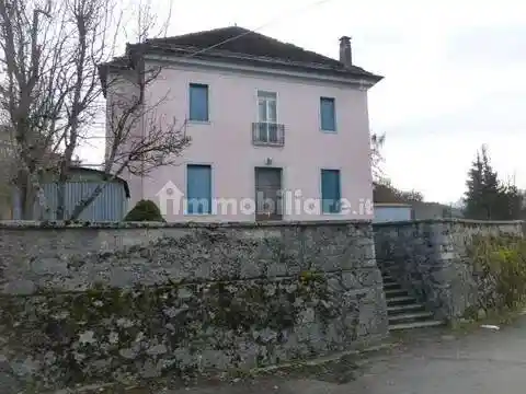 Villa in vendita a Tambre