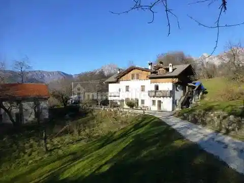 Villa in vendita a Tambre