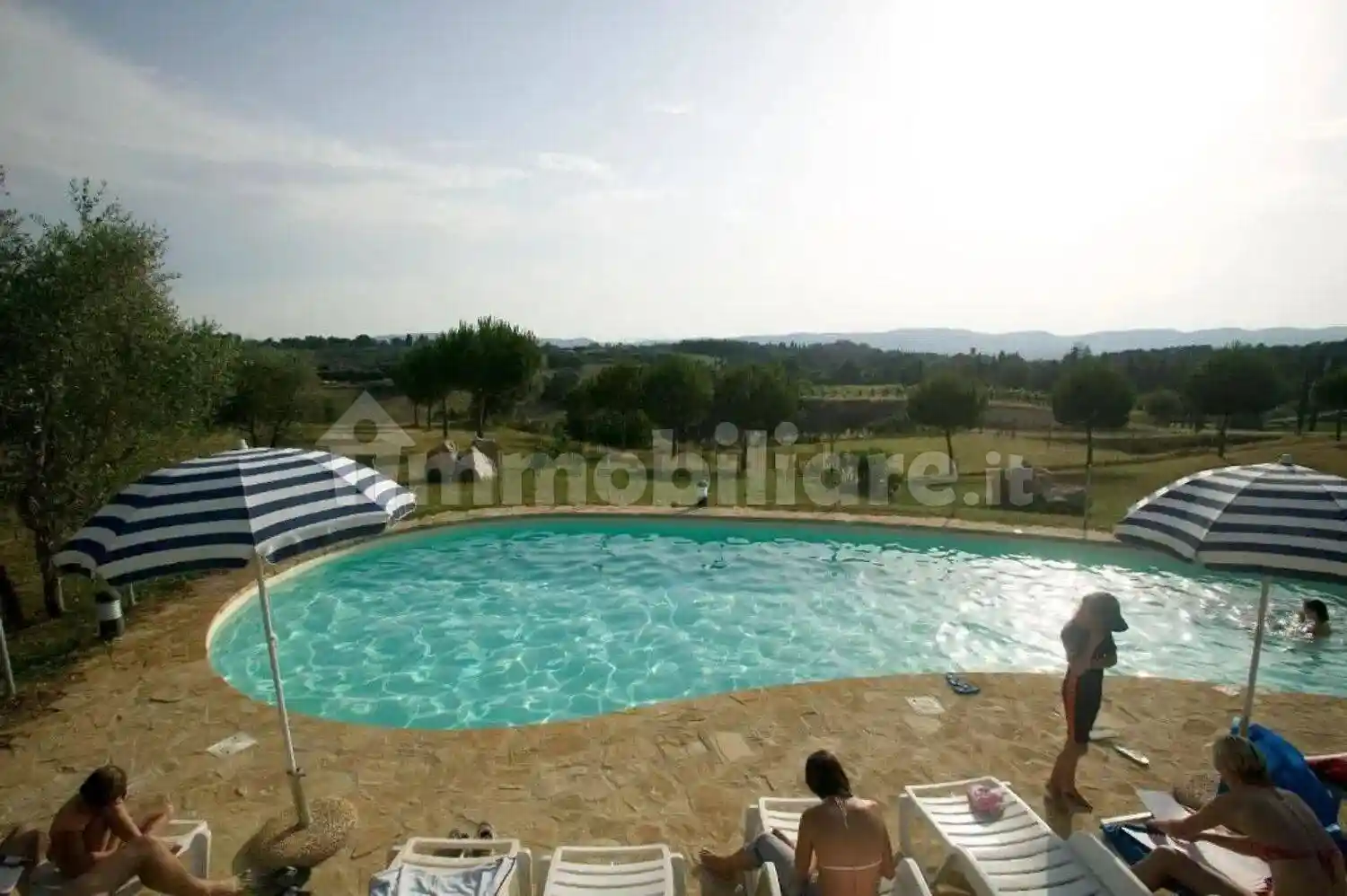 Rustico - Casale in vendita a Siena