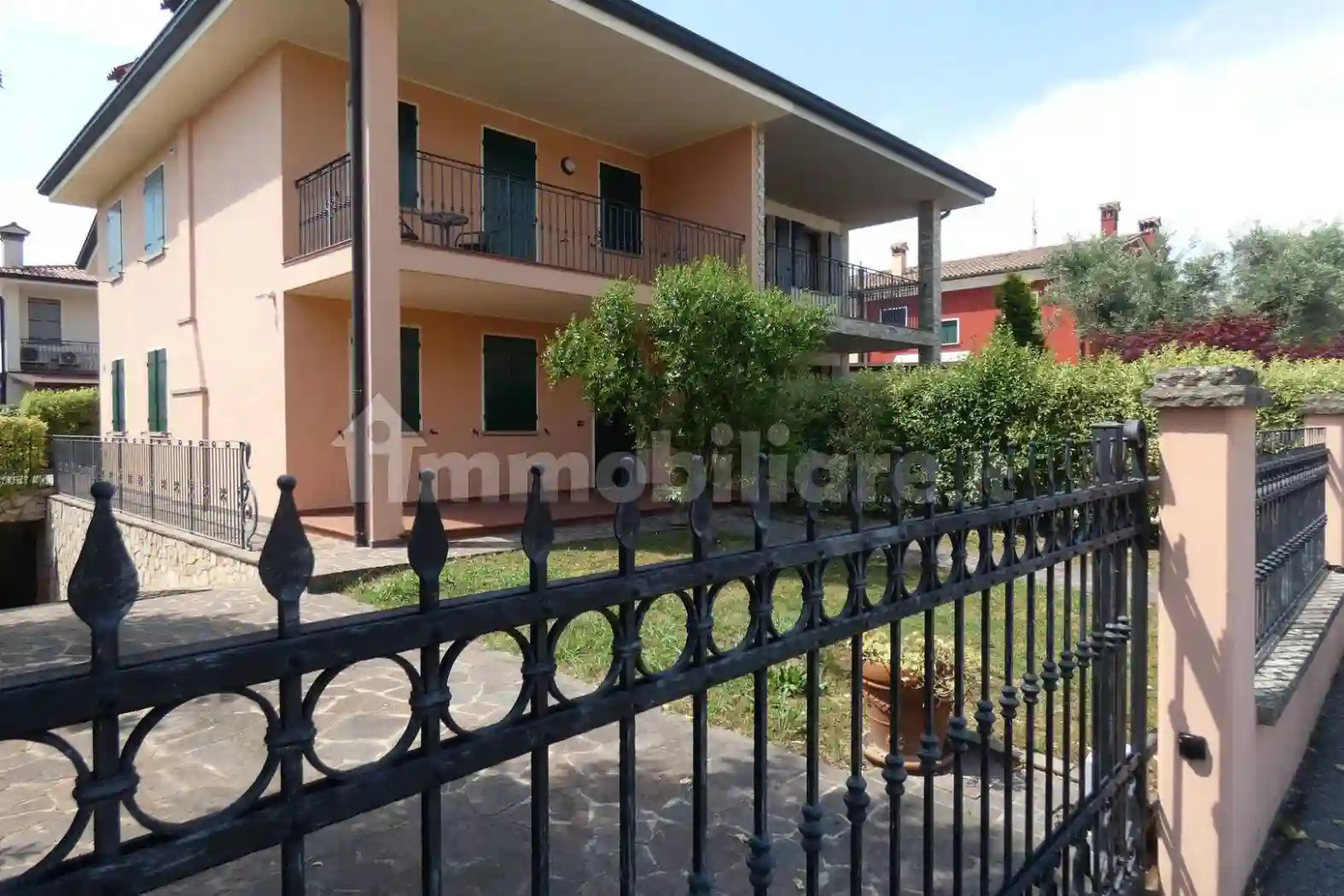 Villa - foto 2