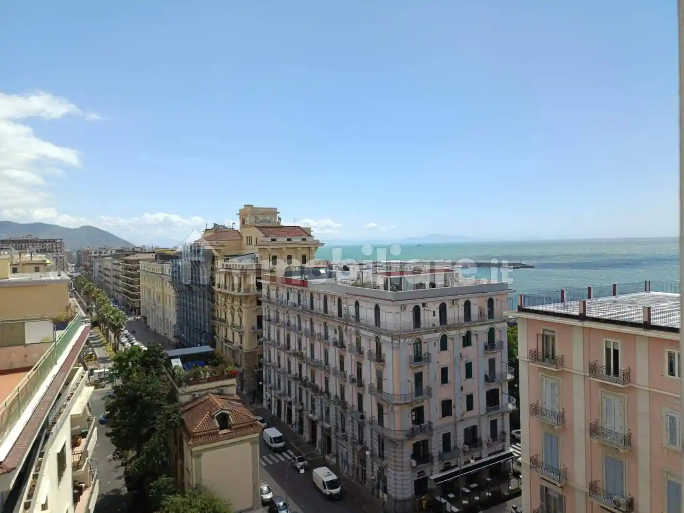 Appartamento in vendita a Salerno