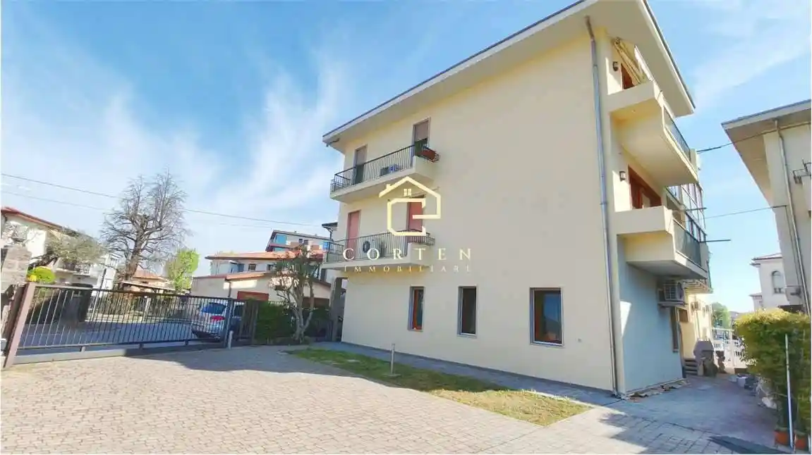 Appartamento in vendita a Fiesso d'Artico