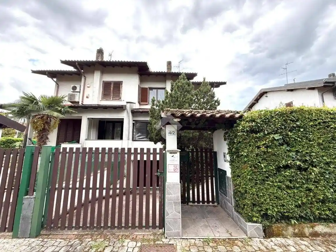 Villa in vendita a Noviglio