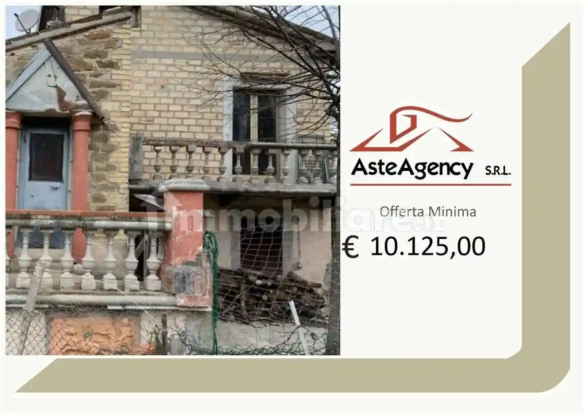 Casa indipendente in vendita a Amandola