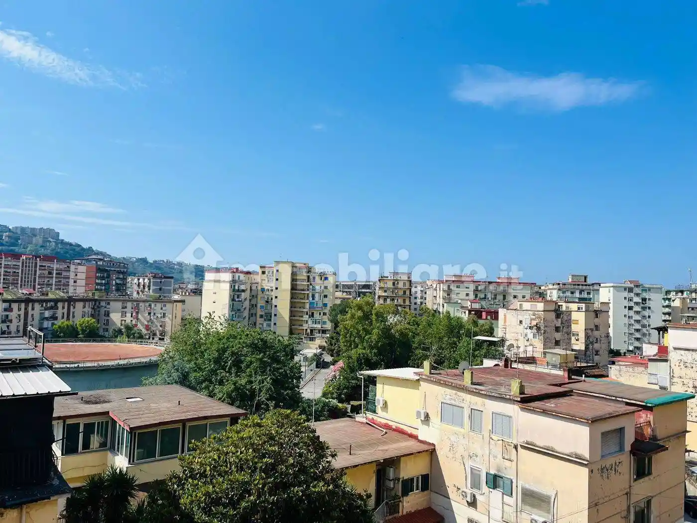 Appartamento in vendita a Napoli