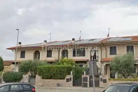 Villetta a schiera in vendita a Agliana