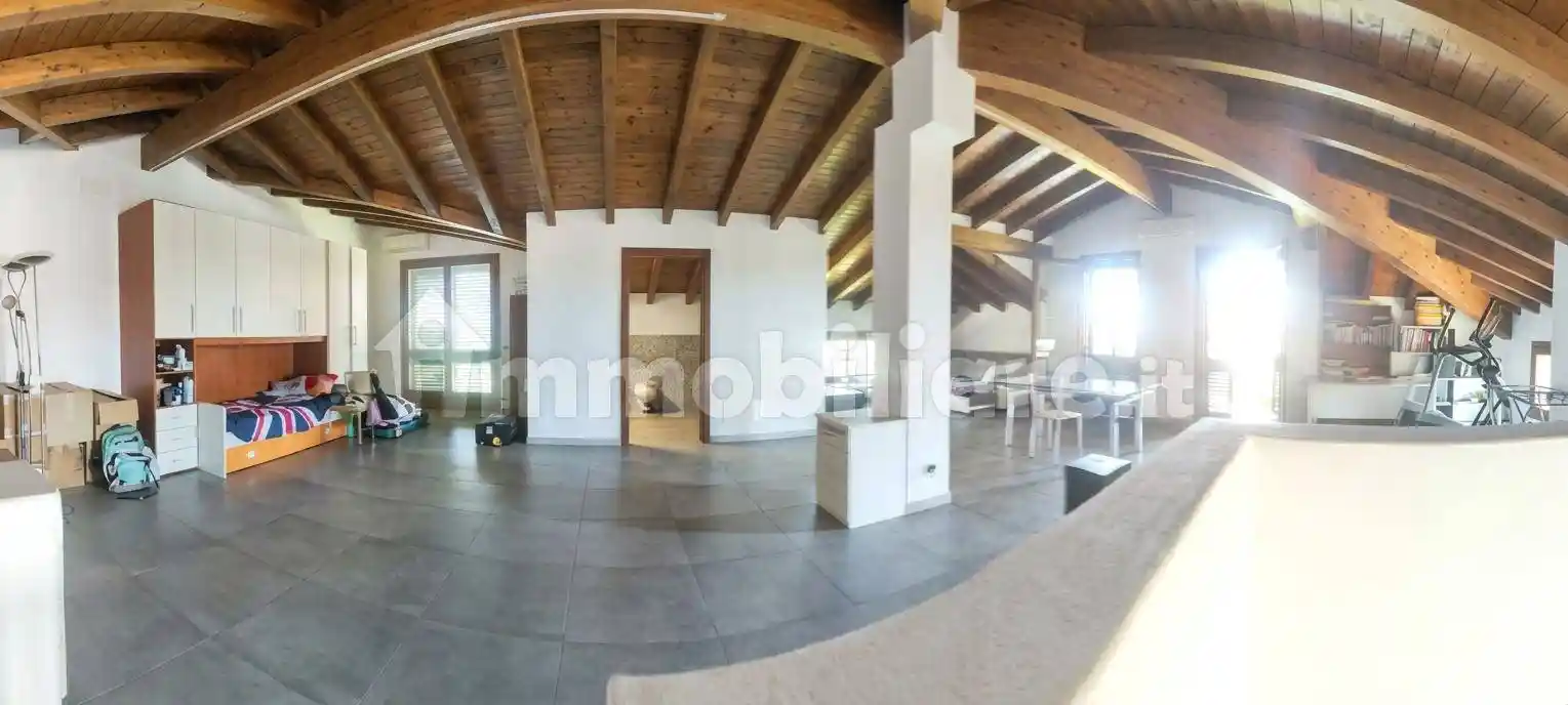Villa in vendita a Morazzone
