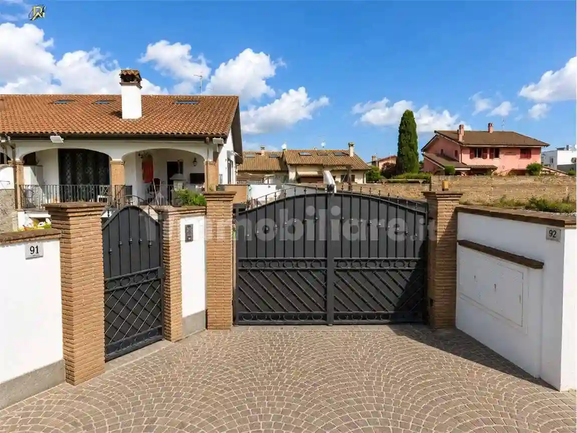 Villetta a schiera - foto 2