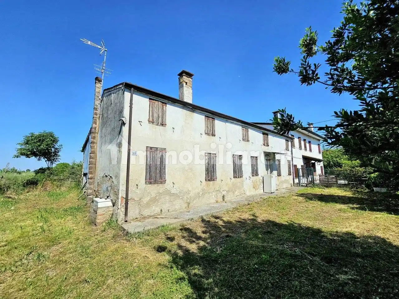 Rustico - Casale in vendita a Urbana