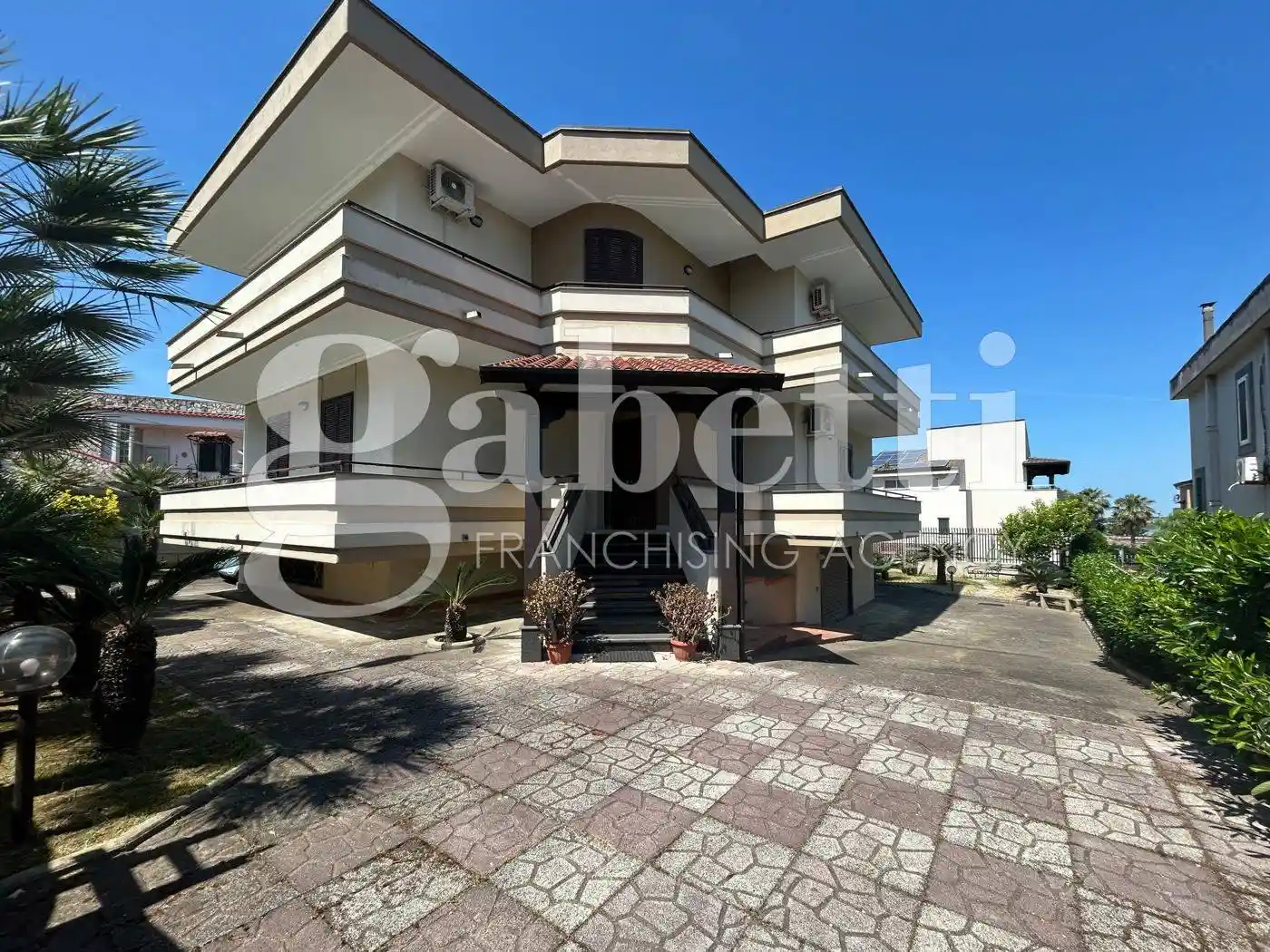 Villa in vendita a Giugliano in Campania