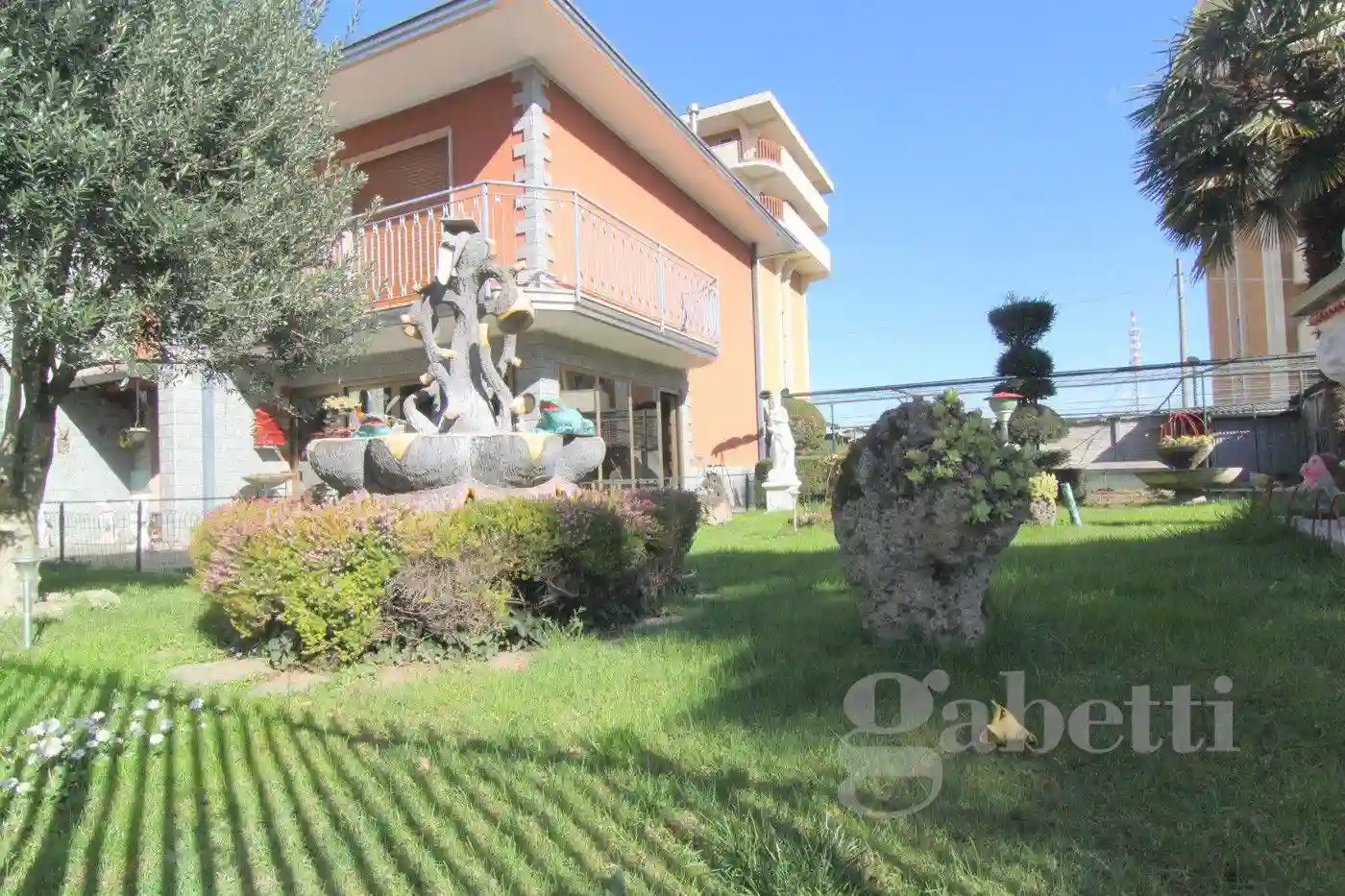 Villa - foto 2