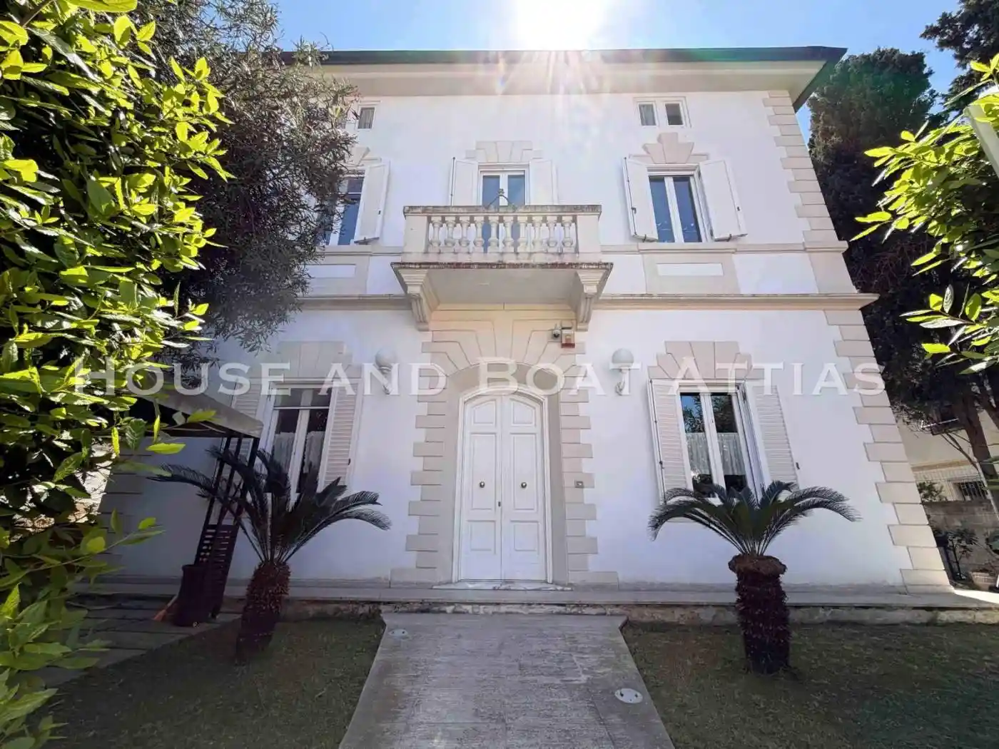 Villa in vendita a Livorno