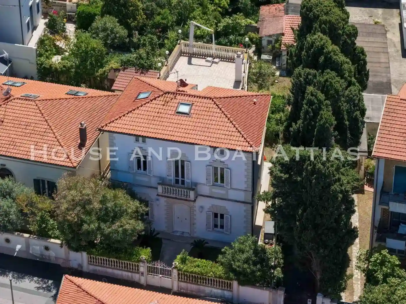 Villa - foto 2