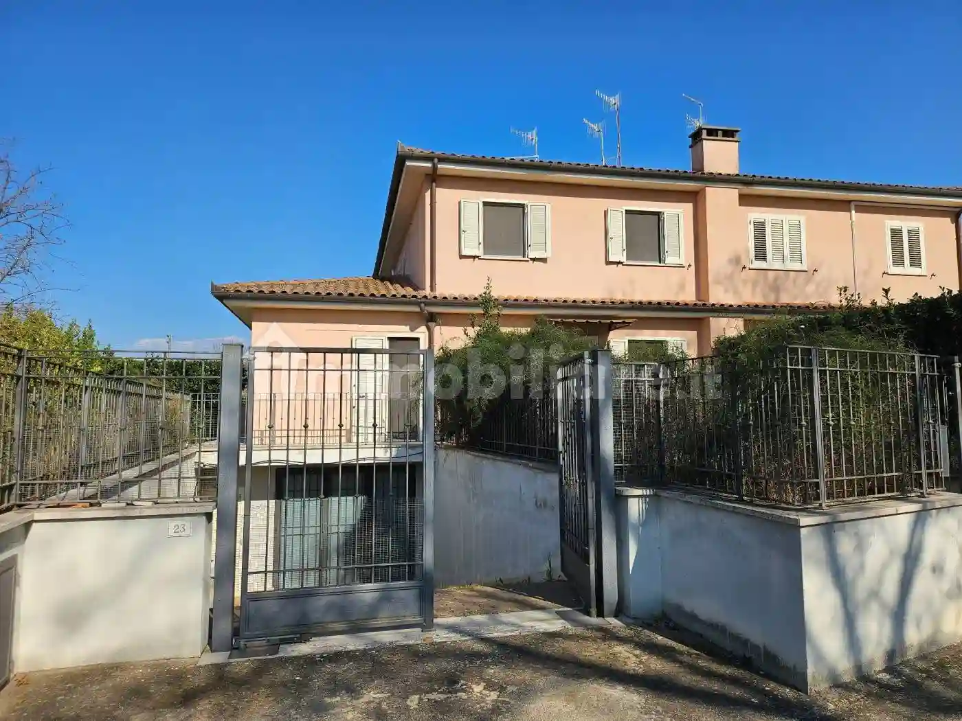 Villa - foto 2