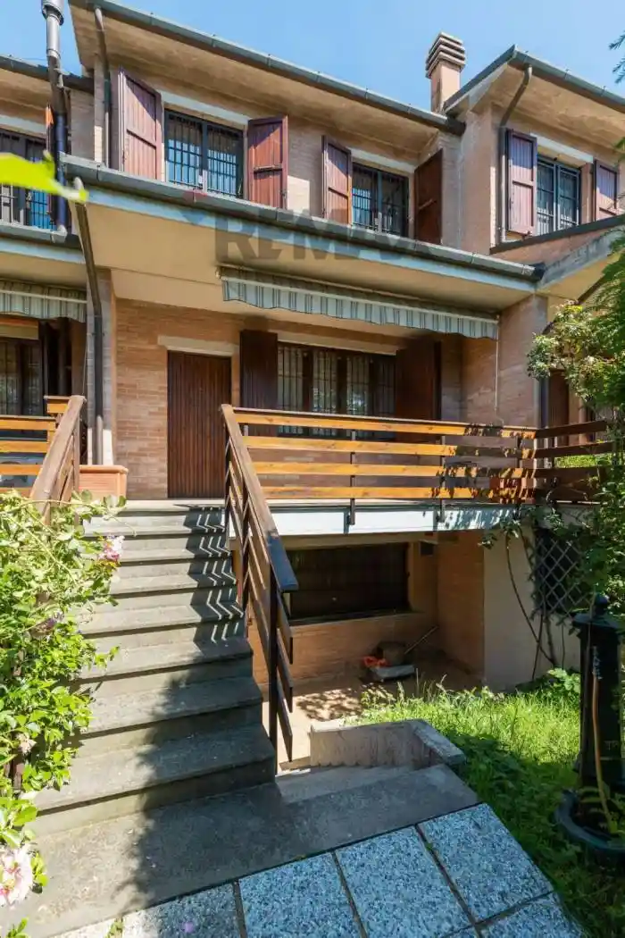Casa indipendente in vendita a Valsamoggia